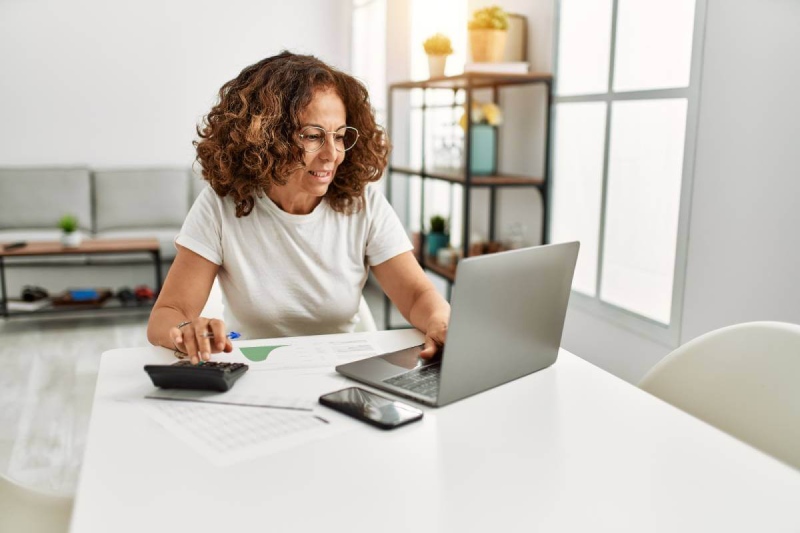 How to Estimate Quarterly Tax Payments For Your Des Moines Metro Business